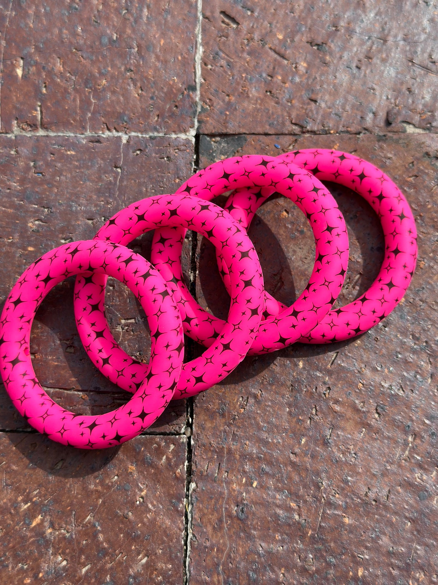4 Point Star Hot Pink
